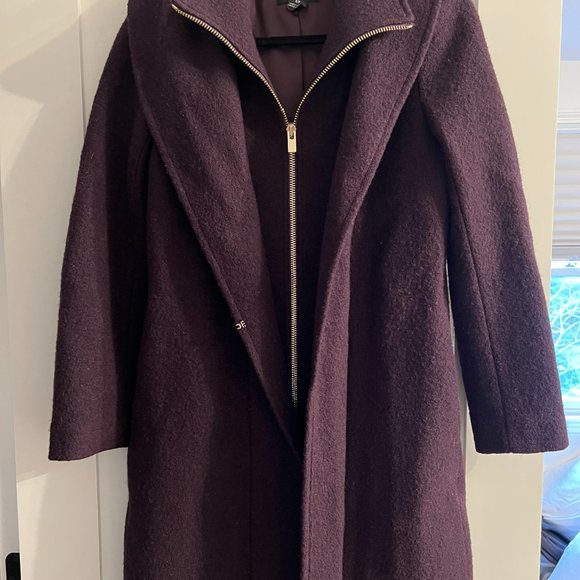 Club Monaco Kasppere Coat; Size Small in Dark Cherry - Picture 3 of 4